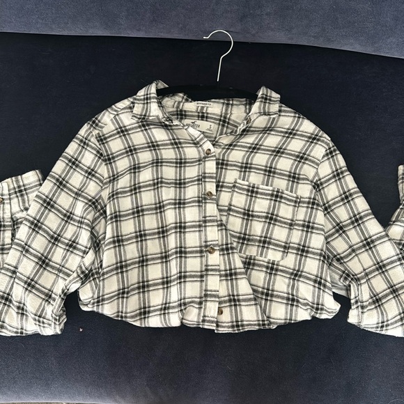 Hollister button down top - Picture 1 of 6